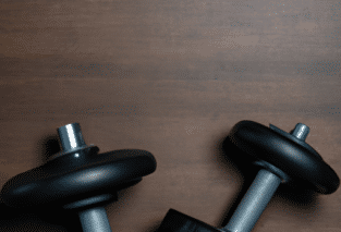 is it ok to do calisthenics and weight training 1